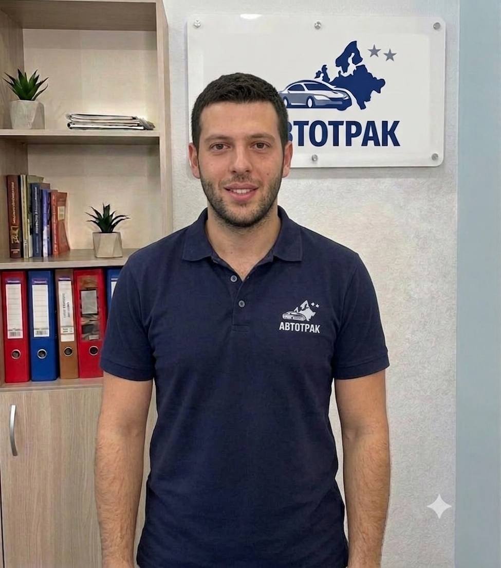 Белогорцев Максим
